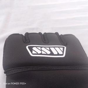 Enveloppes à main en néoprène rembourré en gel à fort impact pour l'entraînement sportif-Gants unisexes légers à séchage rapide avec fermeture velcro réglable - Product Image 5