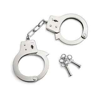 Menottes en métal en vrac, menottes en acier avec finition argentée polie, vente en gros de menottes robustes pour le cosplay, les accessoires de film et de scène - Product Image 3
