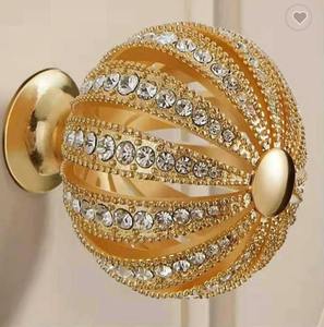 Bouton design avec cristal pour armoires, tiroirs et portes Poignée décorative élégante pour la décoration intérieure Utilisation de meubles élégants - Product Image 6