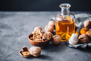 Huile de noix 100% pure biologique de haute qualité pressée à froid pour massage corporel, SPA, cheveux, cosmétique éclaircissant, vente en gros - Product Image 5