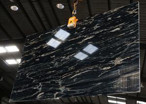 Silo de Diseño Moderno en Titanio Dorado, Gran Formato, Ecológico, Duradero, Elegante, con Superficie Pulida para Edificios de Oficinas, Más de 5 Años - Product Image 2