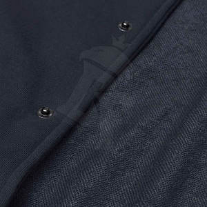 Veste Letterman pour hommes en matériau de haute qualité conçue pour vous garder au chaud et vous donner une apparence nette pendant les saisons d'automne et d'hiver - Product Image 5