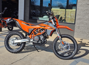 VENTA de Motocicletas KTM 690 ENDURO R 2024 |   MOTOCICLETA TODOTERRENO DE 690 CC - Product Image 2
