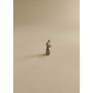 Colgante de Gato Vintage Hecho a Mano en Oro Rosa de 14k, Amuleto Religioso de Platino con Cristal, Diamante y Perla como Piedra Principal - Product Image 3