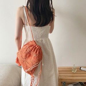 SAC À BANDOULIÈRE EN CROCHET EN COTON FAIT À LA MAIN STYLE EN MAILLE AVEC DOUBLURE INTÉRIEURE POUR UNE UTILISATION QUOTIDIENNE OU À LA PLAGE - Product Image 4