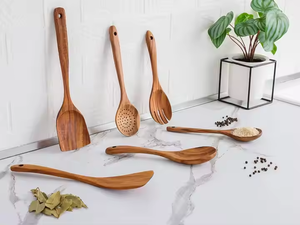 Ensemble de 6 cuillères en bois lisses pour la cuisine Ustensiles en bois de teck Cuillères en bois pour la cuisine Cuisine Maison par Crescent Crafts - Product Image 3