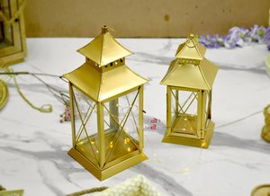 Linterna de vela de Metal de última calidad y diseño con acabado antiguo de latón para linternas de hogar y eventos para decoración con chapado en oro - Product Image 4