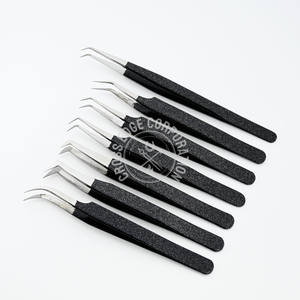 Pinzas Profesionales de Acero Inoxidable con Punta de Fibra Negra para Extensión de Pestañas, Curvadas, para Volumen X y Clásicas - Product Image 1