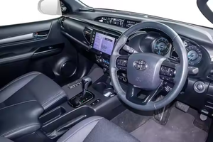 Chevrolet Silverado 3500HD d'occasion 2022, conduite à gauche, norme Euro IV - Product Image 5