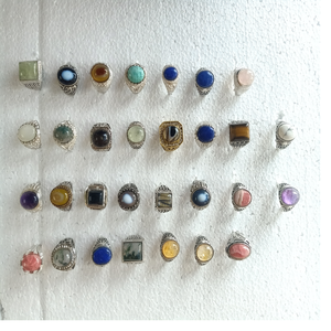 Anillos de Piedras Preciosas Naturales Hechos a Medida, 8mm, Rojos, Disponibles para Diseñadores de Joyería de Moda para Reventa - Product Image 4