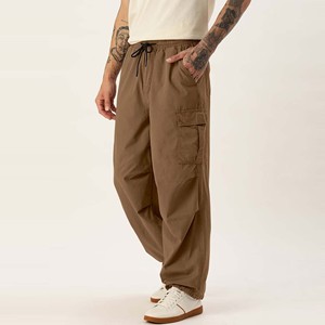 Pantalon de survêtement léger 100% coton pour hommes Pantalon de survêtement à jambe ample 400 Gsm avec cordon de serrage Jogger Pantalon à taille délavée pour hommes - Product Image 3