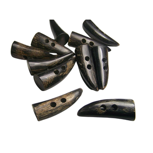 Natural Finish Buffalo and Ox Horn <b>Toggle</b> <b>Buttons</b> for Rustic and Vintage Wear with Custom Logo for Decorations - Product Image 3