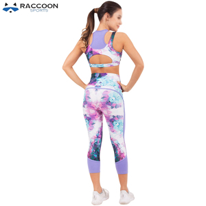 Ropa de Yoga para Otoño, Leggings Sublimados para Mujer, Cintura Alta, Largo hasta la Rodilla, Colores Personalizados, Venta al Por Mayor, Deportivos y a la Moda - Product Image 2