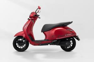 Venta de vehículos automotores, scooters eléctricos Chetak, motocicletas en venta y listas para exportar - Product Image 2