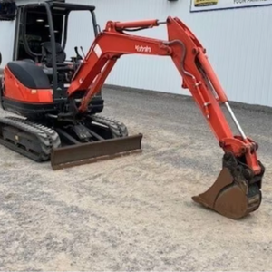 Kubota-Tractor de granja usado 90HP 4WD con rodamiento, usado, bastante usado y disponible para la venta ahora - Product Image 5