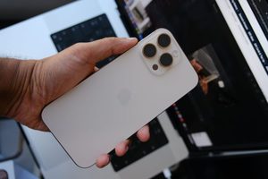 ของแท้ 100% แบรนด์ใหม่เอี่ยม ซื้อโทรศัพท์มือถือ PPLE I Phones 16 Pro Max ชิป A18 Pro ความจุ 256GB 512GB 1TB พร้อมจัดส่ง - Product Image 3