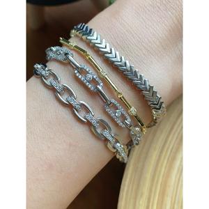 Bracciale in pietra a catena - Product Image 1