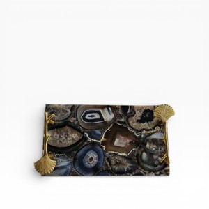 Plateau rectangulaire en agate naturelle multicolore avec sections de cristal superposées et design de poignée dorée contemporaine - Product Image 5