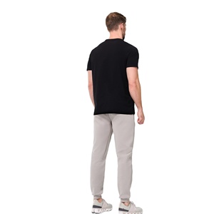T-shirts à col rond pour hommes de qualité supérieure, légers, en coton pour l'été, t-shirts pour hommes 180GSM, t-shirt basique noir à col rond personnalisé - Product Image 3