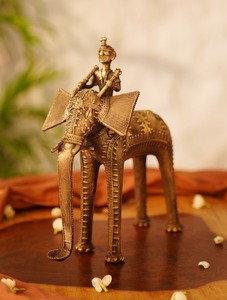 Stunning Brass Sculpture Artistic Figurine For Living Room <b>Desk</b> <b>Shelf</b> Temple Table Exclusive Handmade Metal Ornament - Product Image 4