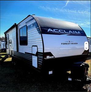 Offre spéciale : NEATLY Used New 2026 East To W-e-s-t Acc l-a-i-m 255 0DS - Product Image 1