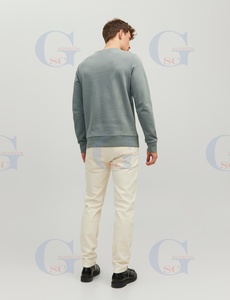 Camisetas de sudor de un solo color, camisas de cuello redondo en blanco con logotipo personalizado y diseño a precio barato al por mayor - Product Image 2