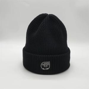 Gorros de Invierno de Punto de Alta Calidad, Personalizados, 100% Acrílico, Fabricante OEM, Gorros Cálidos de Moda, Bordados con Pedrería, Unisex - Product Image 4