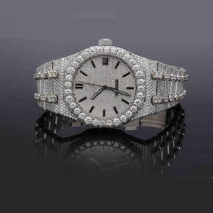 Meilleure vente Glacé VVS Clarté Moissanite Diamant Clouté En Acier Inoxydable Cristal Montre D'affaires Style Hip Hop De Haute Qualité - Product Image 1
