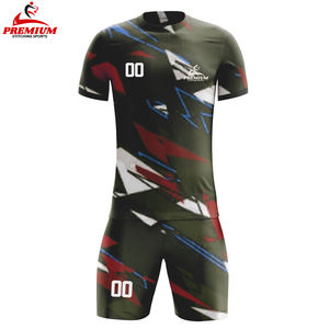 Uniforme de fútbol de diseño personalizado, novedad de 2025, Conjunto de camiseta de fútbol con estampado de poliéster transpirable para hombres, UNIFORMES DE EQUIPO personalizados - Product Image 3