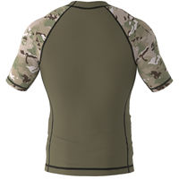 Último estilo Diseño personalizado Media manga MMA Fighting Rash Guard Equipo de entrenamiento para hombres con Premium Washed Technics Nuevo lanzamiento