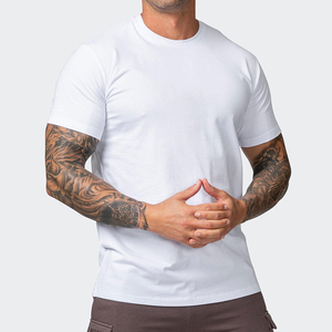 T-shirts de gym sportifs personnalisés pour hommes vêtements de fitness en coton et polyester respirants chemise d'entraînement confortable de haute qualité à séchage rapide - Product Image 2