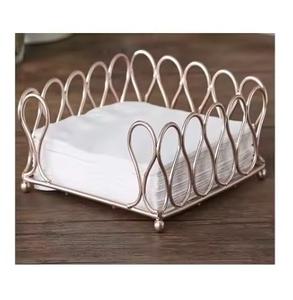 Porte-serviettes décoratifs en métal dans des styles modernes ajoute du charme à toute décoration de serviette de table d'espace - Product Image 1