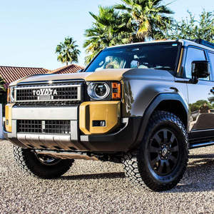 2024 T o y o t a L a n d C r u i s e r Primera edición 4WD a tiempo completo, diferenciales centrales y traseros de bloqueo - Product Image 1