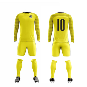 Nouveau Uniforme de football par sublimation de haute qualité personnalisé Nouveau design Ensemble de maillots de football Vêtements d'équipe - Product Image 5