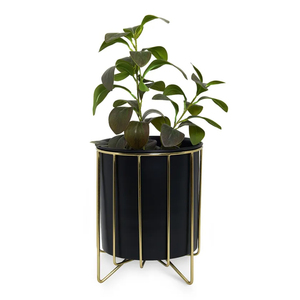 Jardinière moderne en métal doré avec support en bois porte-pot d'intérieur élégant pour la décoration du salon, du bureau et de la maison - Product Image 6