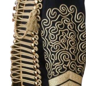 เสื้อแจ็กเก็ตขนสัตว์สีแดงงานแฮนด์เมดเสื้อแจ็กเก็ตขนสัตว์สีดำชุดสูทสีแดงถักเปียสีทองทำจากผ้าฝ้าย - Product Image 5