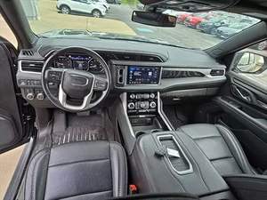 2021 GMC Yukon Denali SUV AWD 4L Motor Asientos de cuero Techo de aleación de aluminio R17 Caja de cambios manual automática Opciones de gasolina eléctrica - Product Image 2