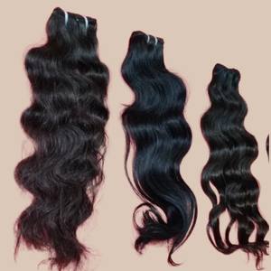 Haute qualité naturel ondulé Remy simple dessiné Machine trame Extension couleur noire cheveux vierges doux et lisse ondulés Extensions de cheveux - Product Image 1