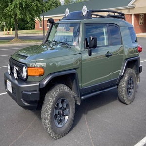 Gasolina Gas Toyota FJ Cruiser a la venta ORIGINAL Toyota FJ Cruiser 4.0L / 2023 Coches usados Toyota FJ Cruiser a la venta V6 para la venta - Product Image 1