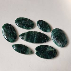 หินอัญมณีเจียระไนแบบอะเวนจูรีนสีเขียวทรงหลวมทำจากหินอัญมณีทำด้วยมือ - Product Image 3
