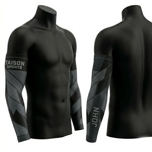 Manguitos de Baloncesto Premium para Hombre, 220 GSM, Poliéster y Spandex, Transpirables, Elásticos, con Estampado Degradado Gris, Logotipo Personalizado por Sublimación - Product Image 5