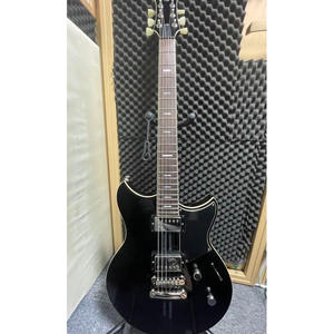 Guitare électrique Yamaha Revstar RSS20BL noire, son de haute qualité, corps solide, fabrication professionnelle, idéale pour l'enregistrement en direct - Product Image 1