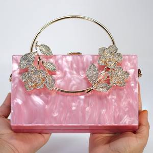 Bolso de mano de resina de tamaño personalizado con cristal y piedra, bolso de mano de novia, monederos acrílicos para mujeres y niñas para bodas y fiestas - Product Image 2
