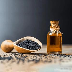 Aceite De Semilla Negra de calidad superior a granel, Exportación al por mayor, prensado en frío para uso nutricional de la piel, el cabello y el bienestar - Product Image 3