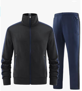 Ensemble de survêtement pour homme avec logo personnalisé de premier ordre Sweat à capuche et pantalon en polaire décontracté pour l'hiver prêt à expédier - Product Image 4