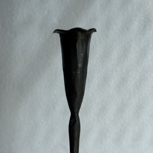 Candelabro de Hierro Forjado a Mano de Diseño Simple para Decoración del Hogar, Candelabro de Metal de Diseño de Lujo Más Vendido de R B Overseas - Product Image 3