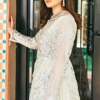 Tissu en filet cousu de couleur blanche, style de robes malaisiennes, broderie complète sur le devant avec pantalon Jamawar