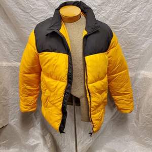 Abrigo de invierno con capucha para hombre, abrigo grueso cálido, chaqueta acolchada con capucha extraíble, chaqueta acolchada amarilla mediana para hombre - Product Image 2