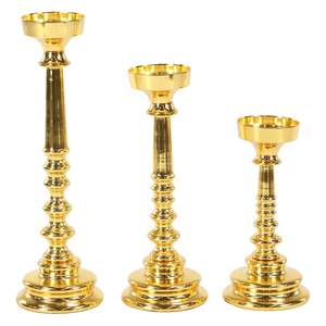 Candelabro Moderno de Metal de Alta Calidad, Hecho a Mano, Ecológico, Diseño Admirable, para Cumpleaños, Navidad, Pascua - Product Image 3