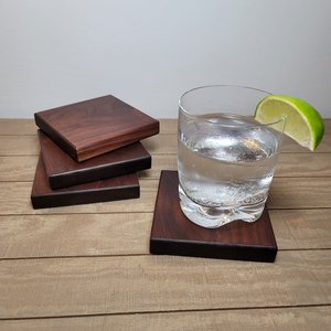 Round Resin Art Coaster Set, Handmade with Color Swirls and <b>Clear</b> <b>Gloss</b> Finish, Heatproof Non-Slip Durable Stone Drink Coasters - Product Image 4